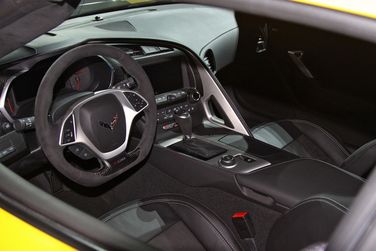 Chevrolet представила очень злой Corvette - Фото 3