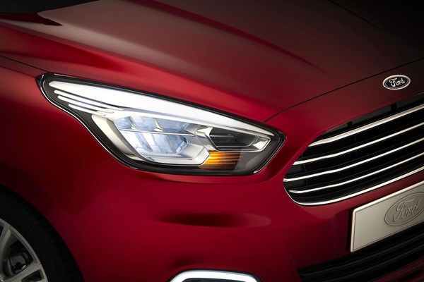 Увеличить Новый дешевый Ford – официальные фото - Фото 3