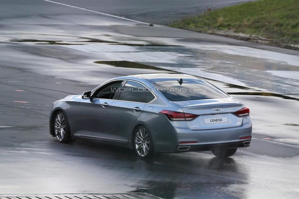 Новый Hyundai Genesis стал добычей папарацци - Фото 6