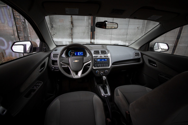 Nissan Almera против Chevrolet Cobalt: у кого богаче внутренний мир? - Фото 5