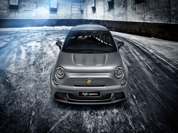 Новый Fiat 500 сможет обогнать Mini John Cooper Works - Фото 2