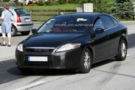 Обновленный Ford Mondeo появится весной