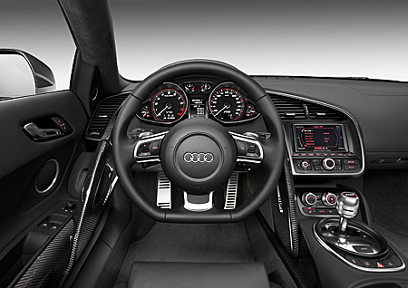 Audi R8 - 