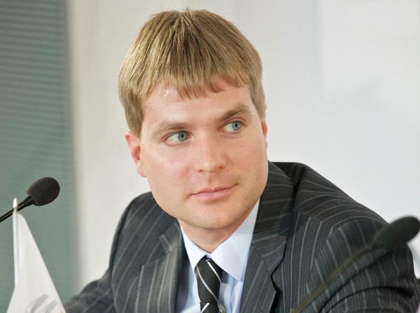 Увеличить Украинский авторынок: что ждет водителей в 2014 году - Фото 2