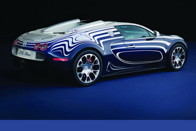 Bugatti показала «фарфоровый» Veyron Bugatti показала «фарфоровый» Veyron