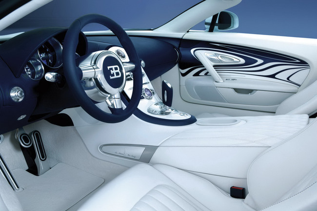 Bugatti показала «фарфоровый» Veyron Bugatti показала «фарфоровый» Veyron