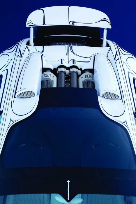 Bugatti показала «фарфоровый» Veyron Bugatti показала «фарфоровый» Veyron