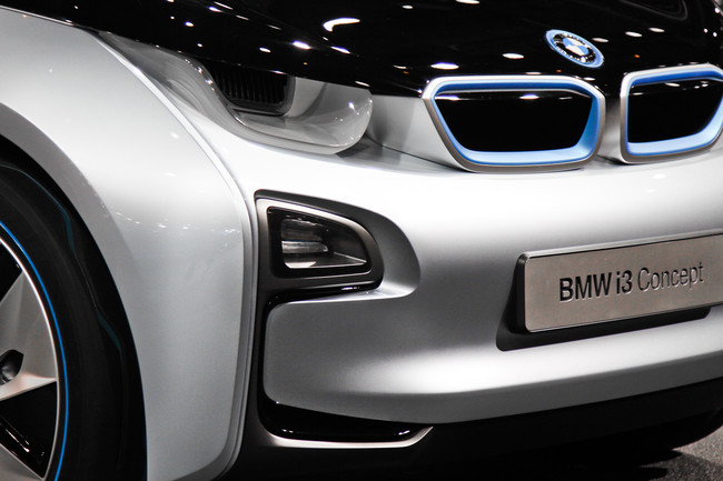 BMW покажет модель i4 D81043f2c7f617addf577c7c118dae94_medium