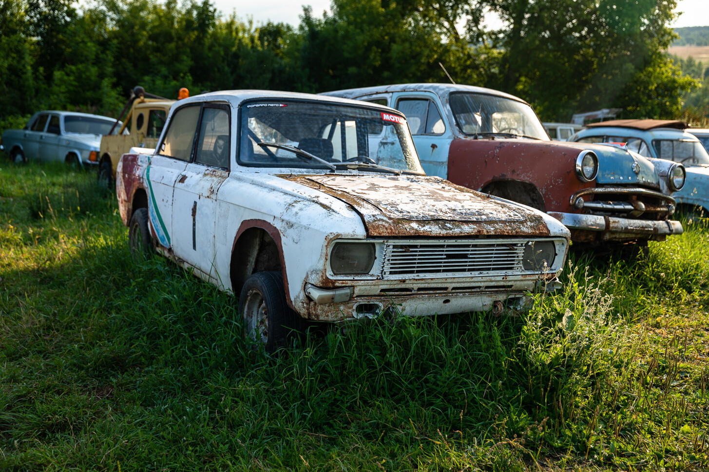 Уникальные прототипы lada гниют под открытым небом